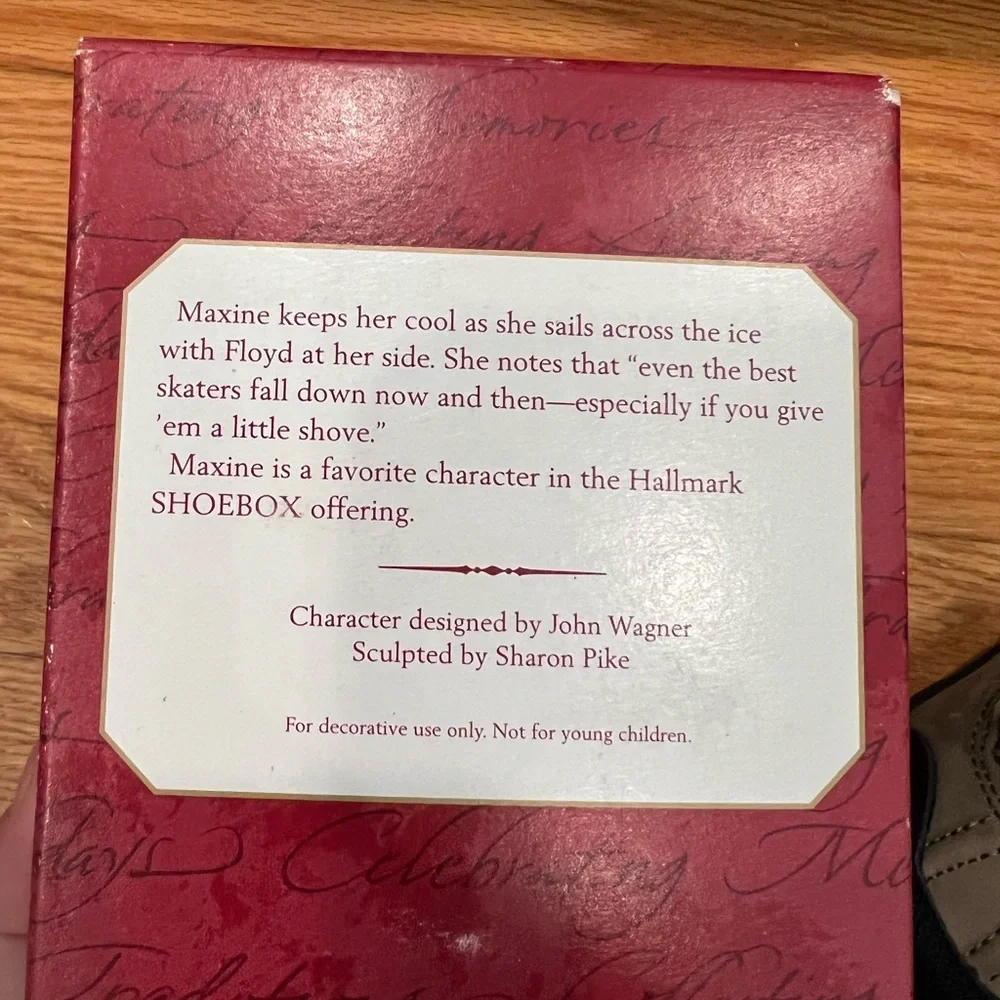 Maxine On thin ice machine hallmark ornament